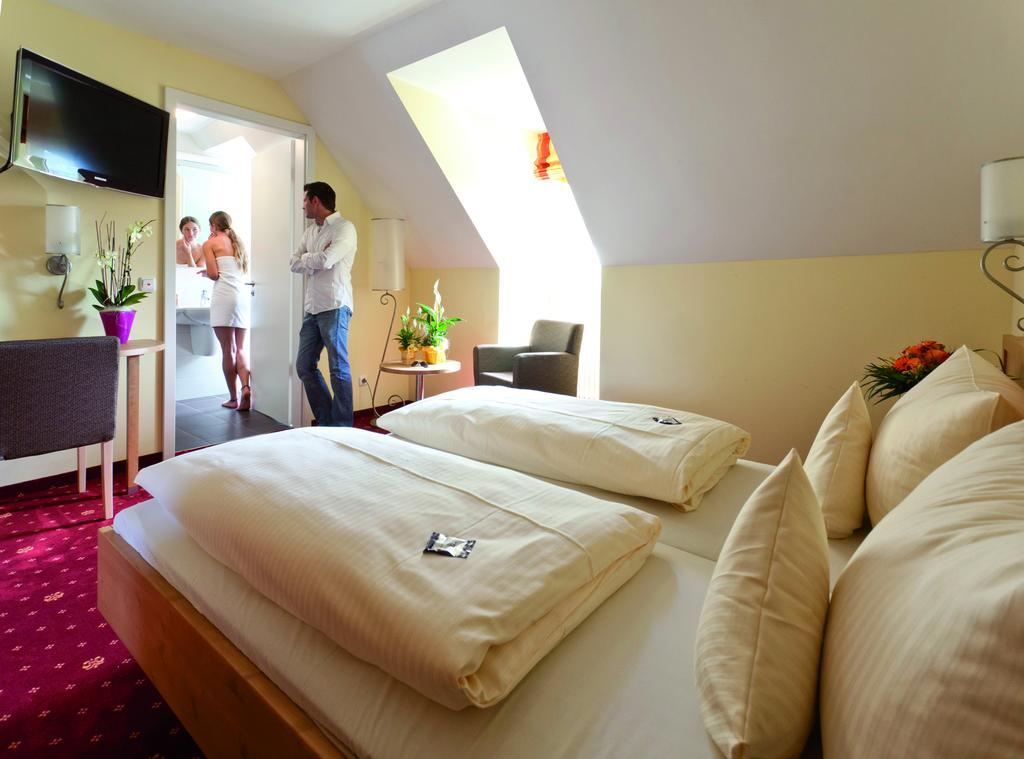Akzent Hotel Goldner Stern Muggendorf  Dış mekan fotoğraf